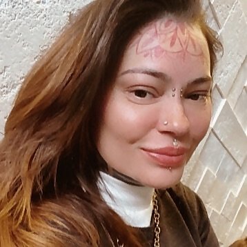 Luiza Lenzi