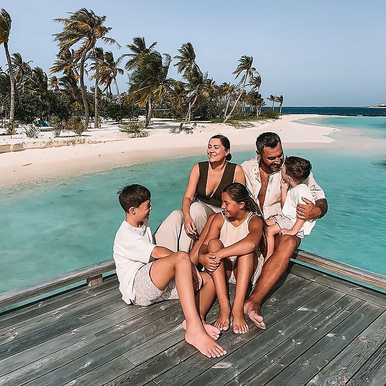 Travel The World Family