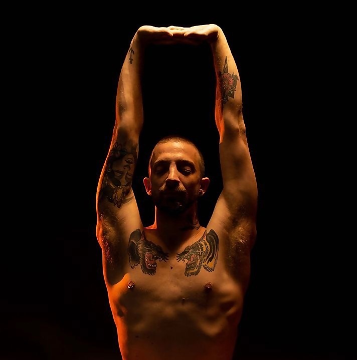 https://onlyfans.com/nakedyogamen/