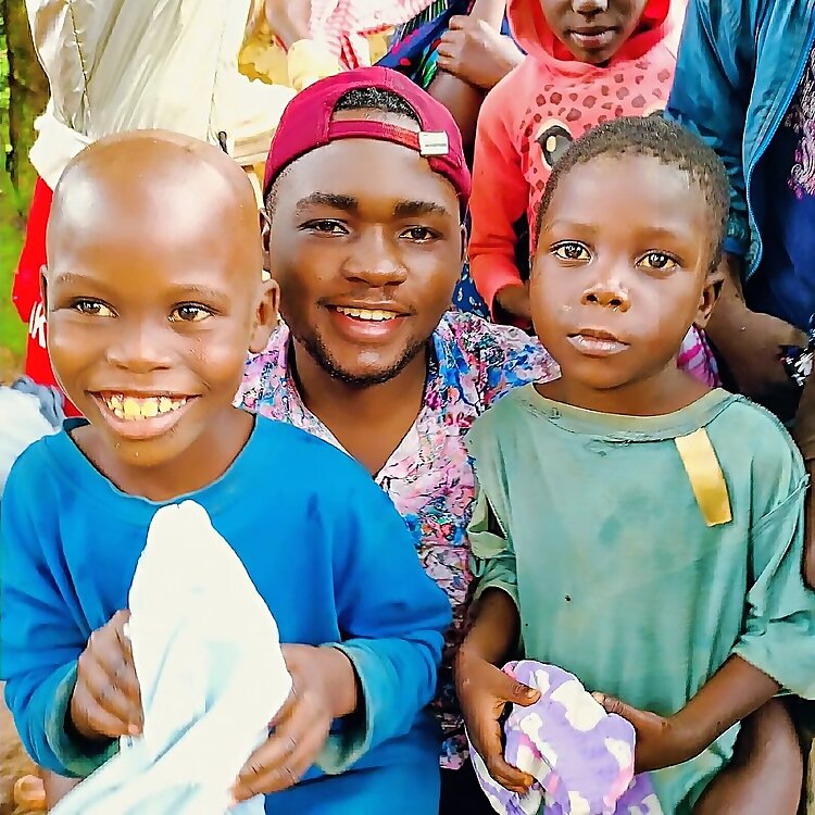 Mayamba Benard