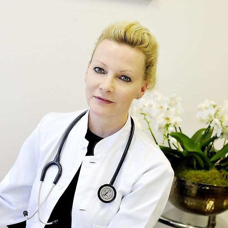 Anna Erat