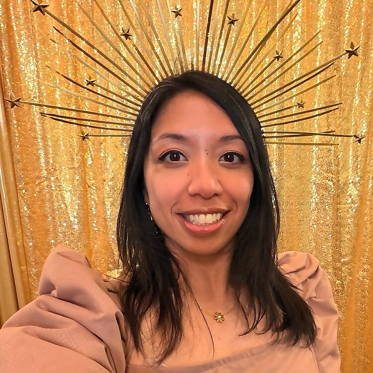 Dyanna Villaluna Volek