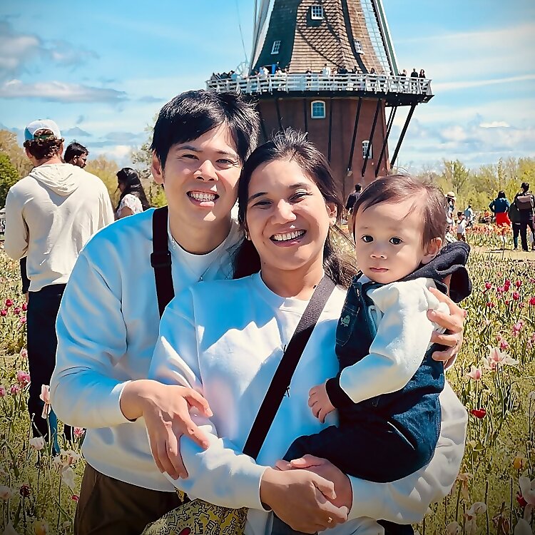 Filipino Couple in America