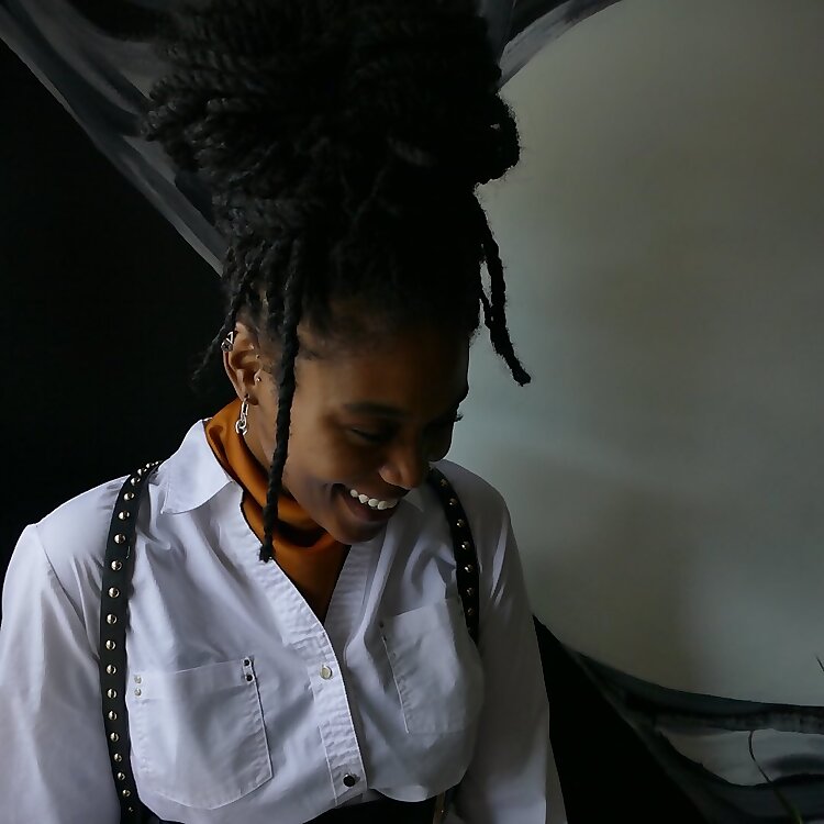 Azia Squire