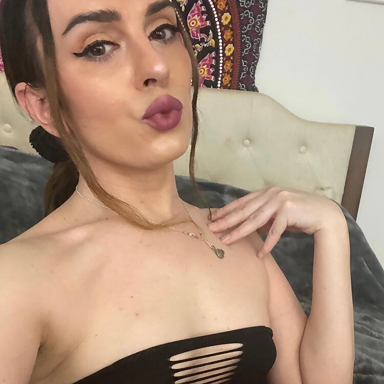 Lacey Phoenix