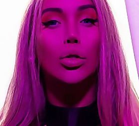 Dee