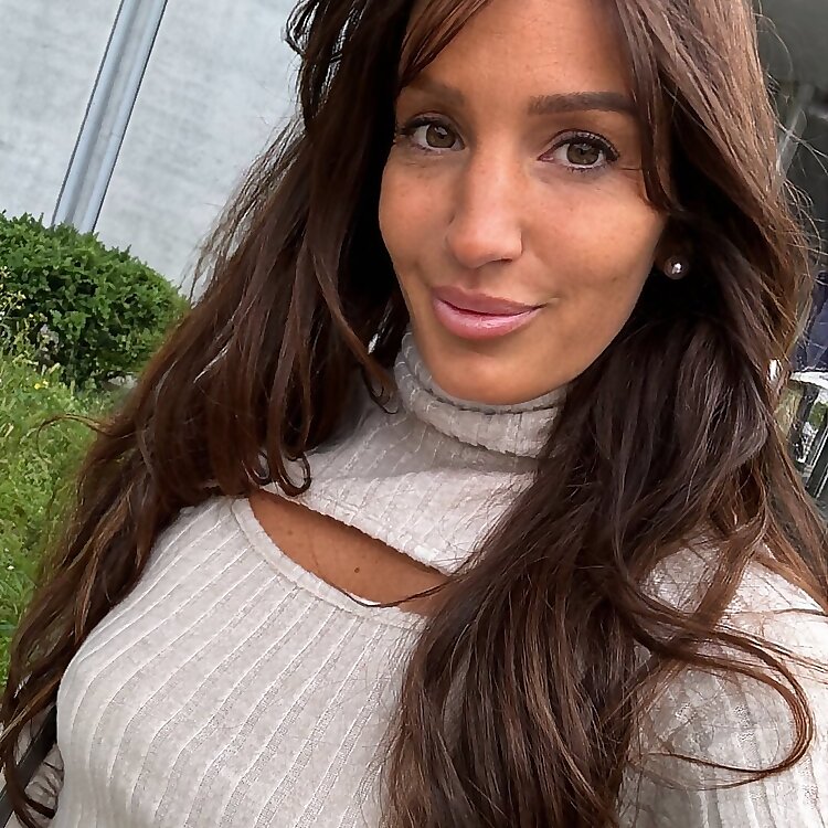 Bella Tina