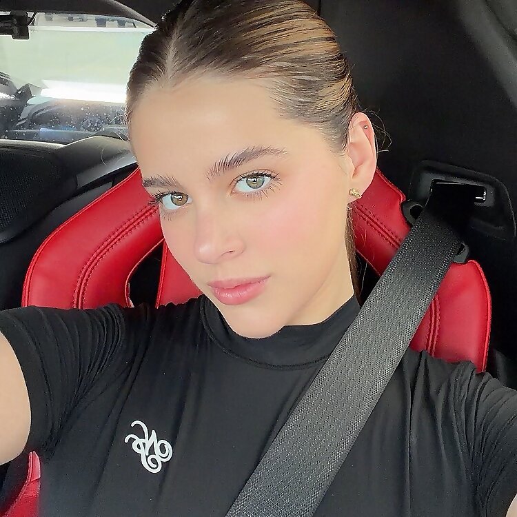 Helen Menendez