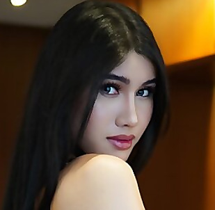 Ladyboy Minute