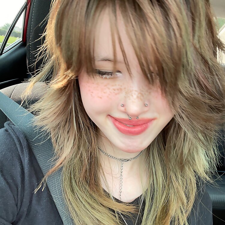 Chloe 