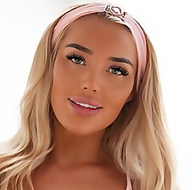 Bimbo Doll