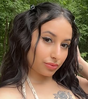 Layla Lovely