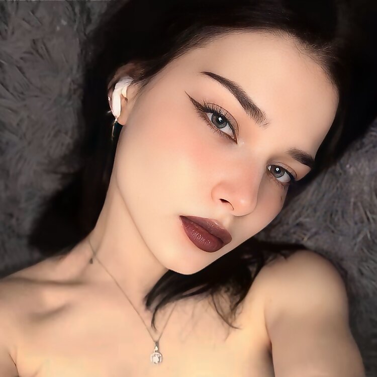 Ella Qwerty
