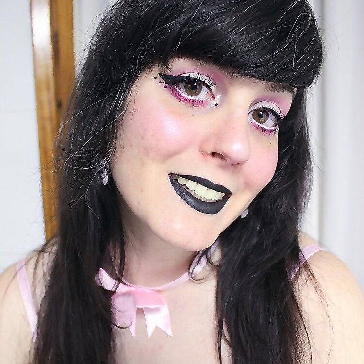 Talia Bloodina