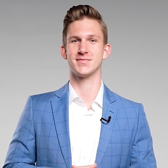 Chris Schneider 