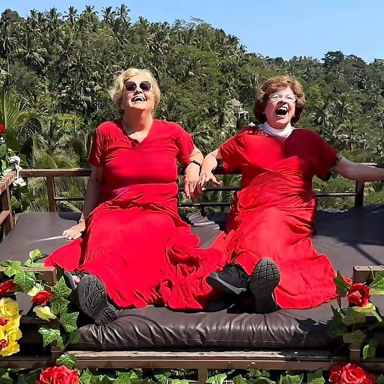 Sandy & Ellie