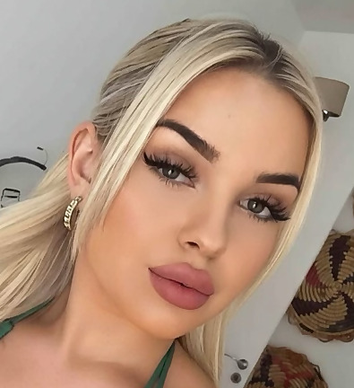 Mia 