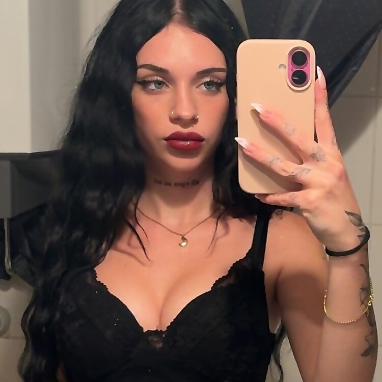 Lena Devis