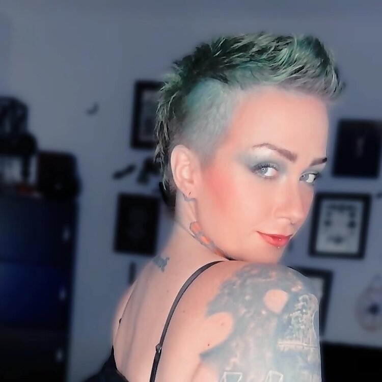 Claire LaVey