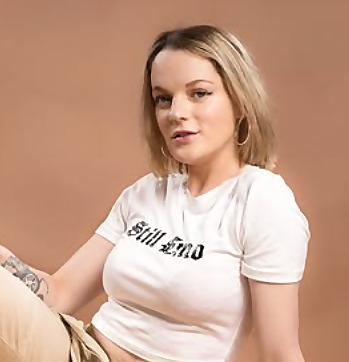 Laura Murdock-Hopkins
