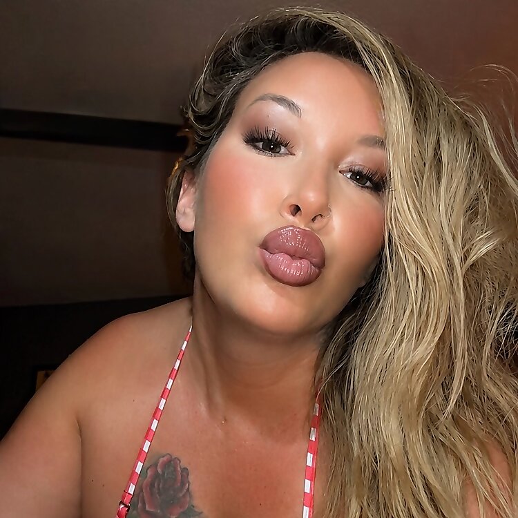 Lacey Laurent