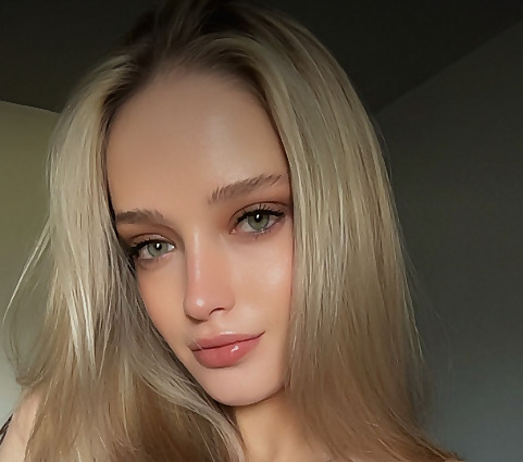 Adelynn Gray