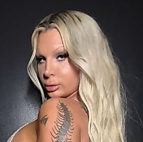 Nikki lynn