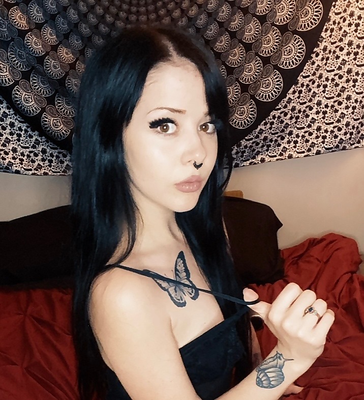 Faeriie Moons