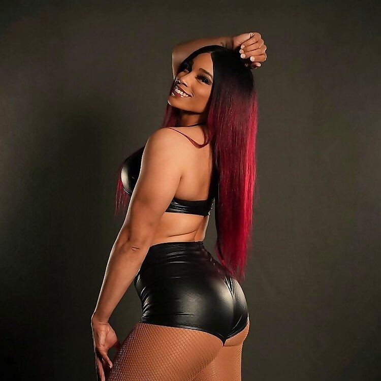 Kaci Lennox