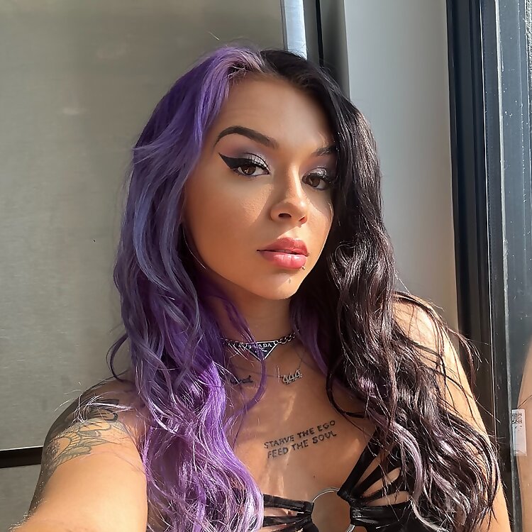Elayna Black