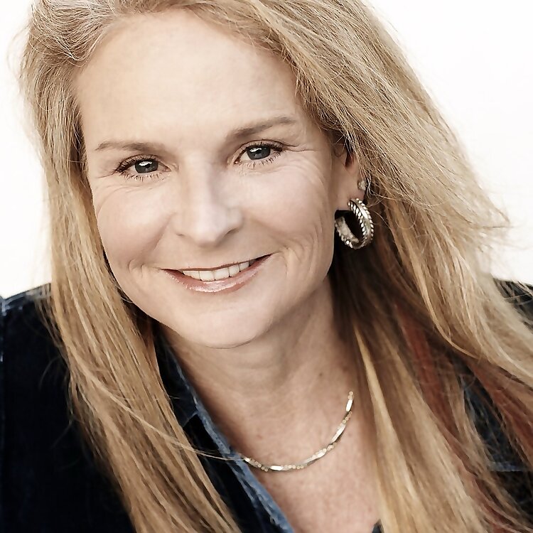 Carolyn Costin