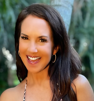 Suzanne Holly
