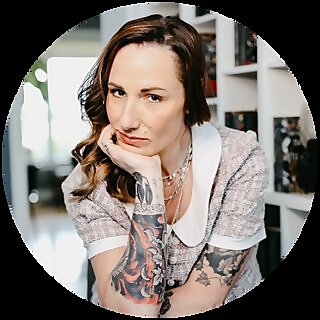 Jennifer L Armentrout