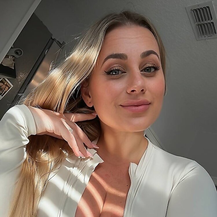Veronica Hart