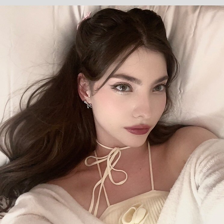 Madelyn Corrine