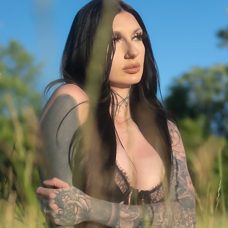 Abbey Elise 