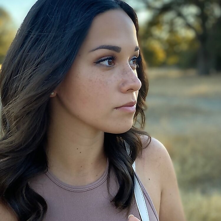 Alana Araya