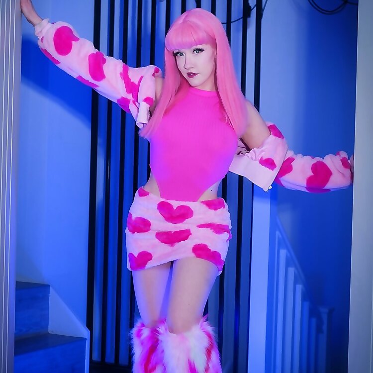 Evie Rees 