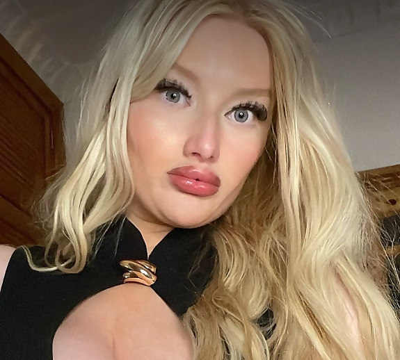 Aurora Hart