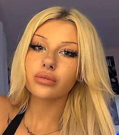 Alyssa Autumn
