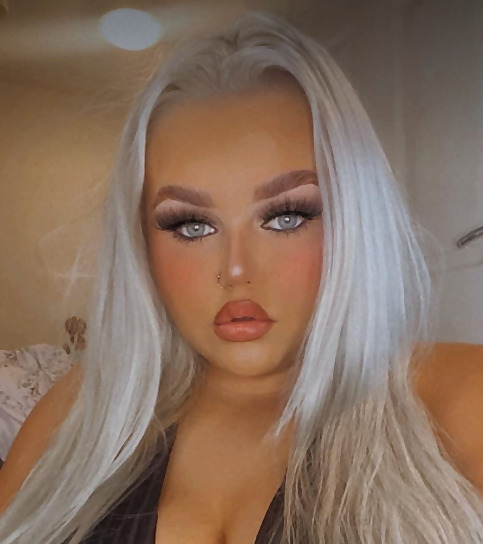 Blondegoddessx