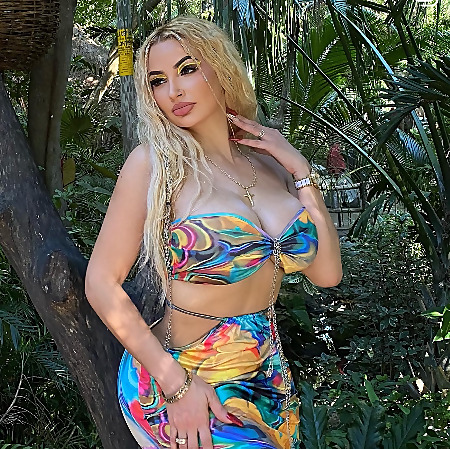 Adriana Araujo