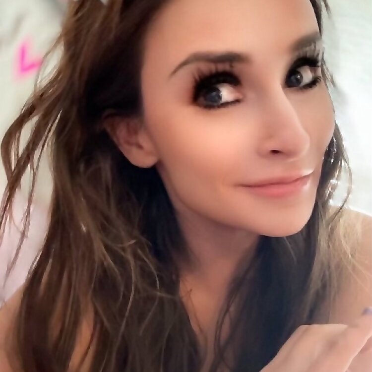 Caroline 
