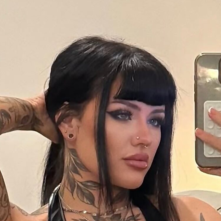 Niamh Velvet