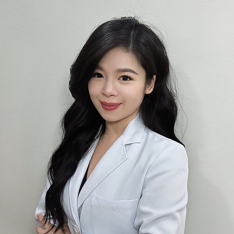 Elizabeth Yau
