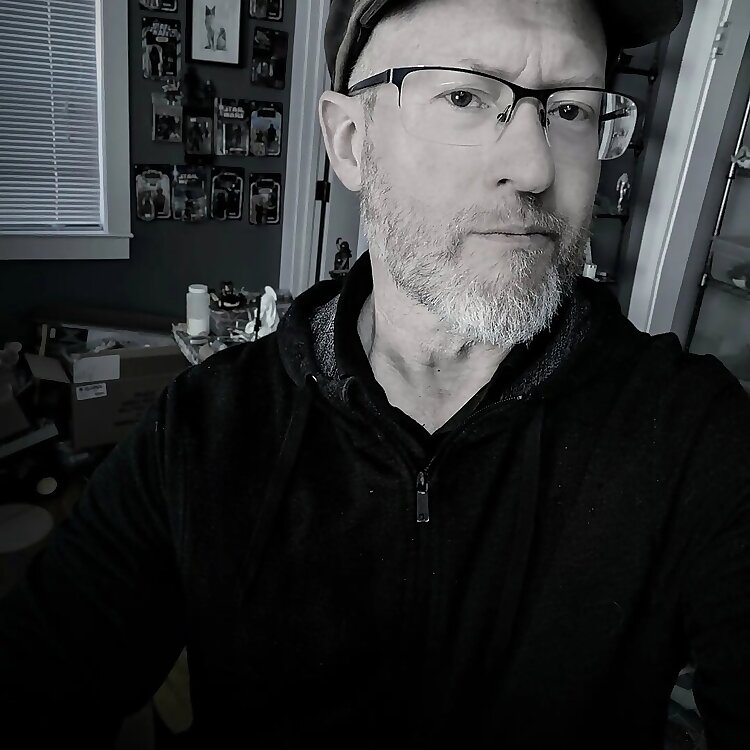 Kris Kuksi