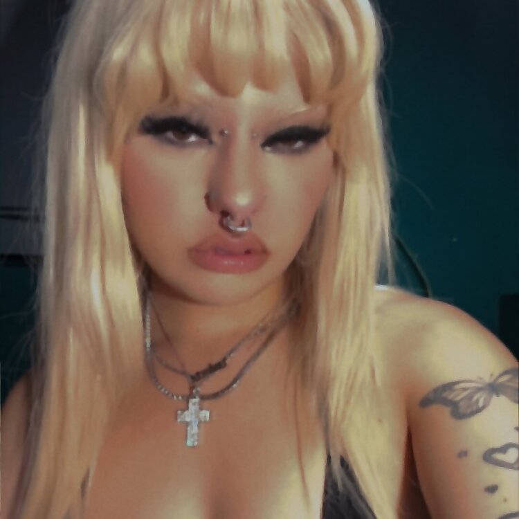 Valerie Zoey