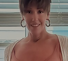 Naughty Housewife