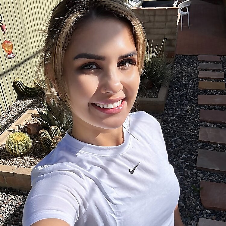Lola Cheeks
