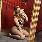 Holly Rose